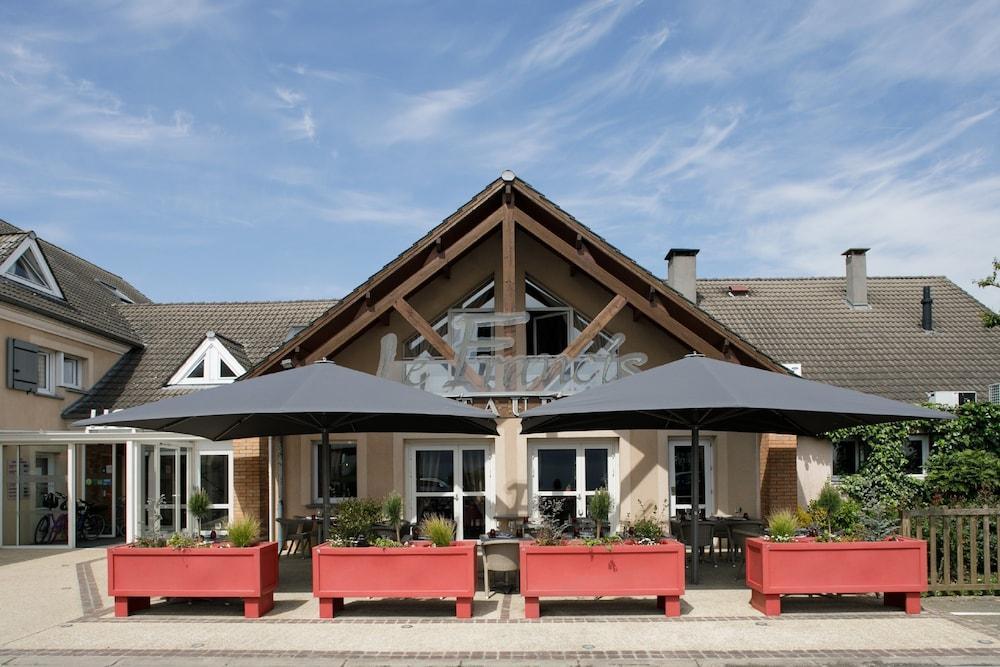 Logis Hotel L'Oree De Chartres - Barjouville ภายนอก รูปภาพ
