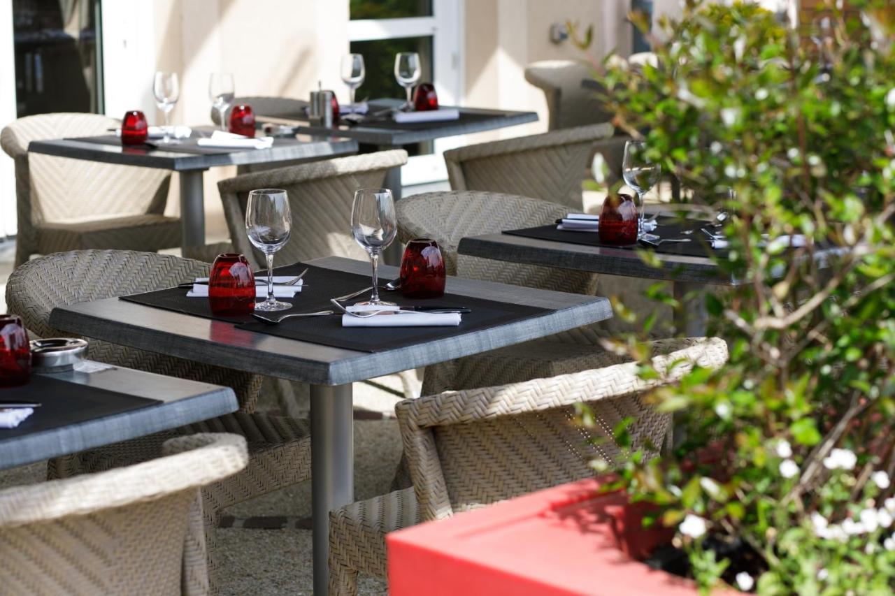 Logis Hotel L'Oree De Chartres - Barjouville ภายนอก รูปภาพ