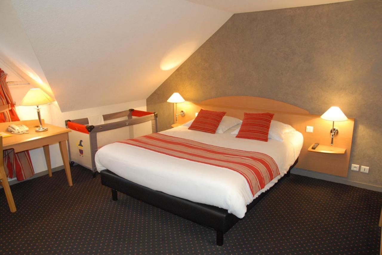 Logis Hotel L'Oree De Chartres - Barjouville ภายนอก รูปภาพ