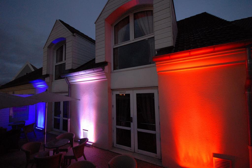 Logis Hotel L'Oree De Chartres - Barjouville ภายนอก รูปภาพ