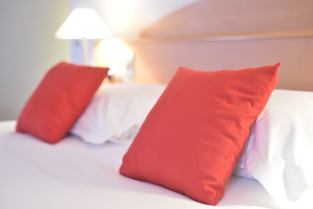 Logis Hotel L'Oree De Chartres - Barjouville ภายนอก รูปภาพ